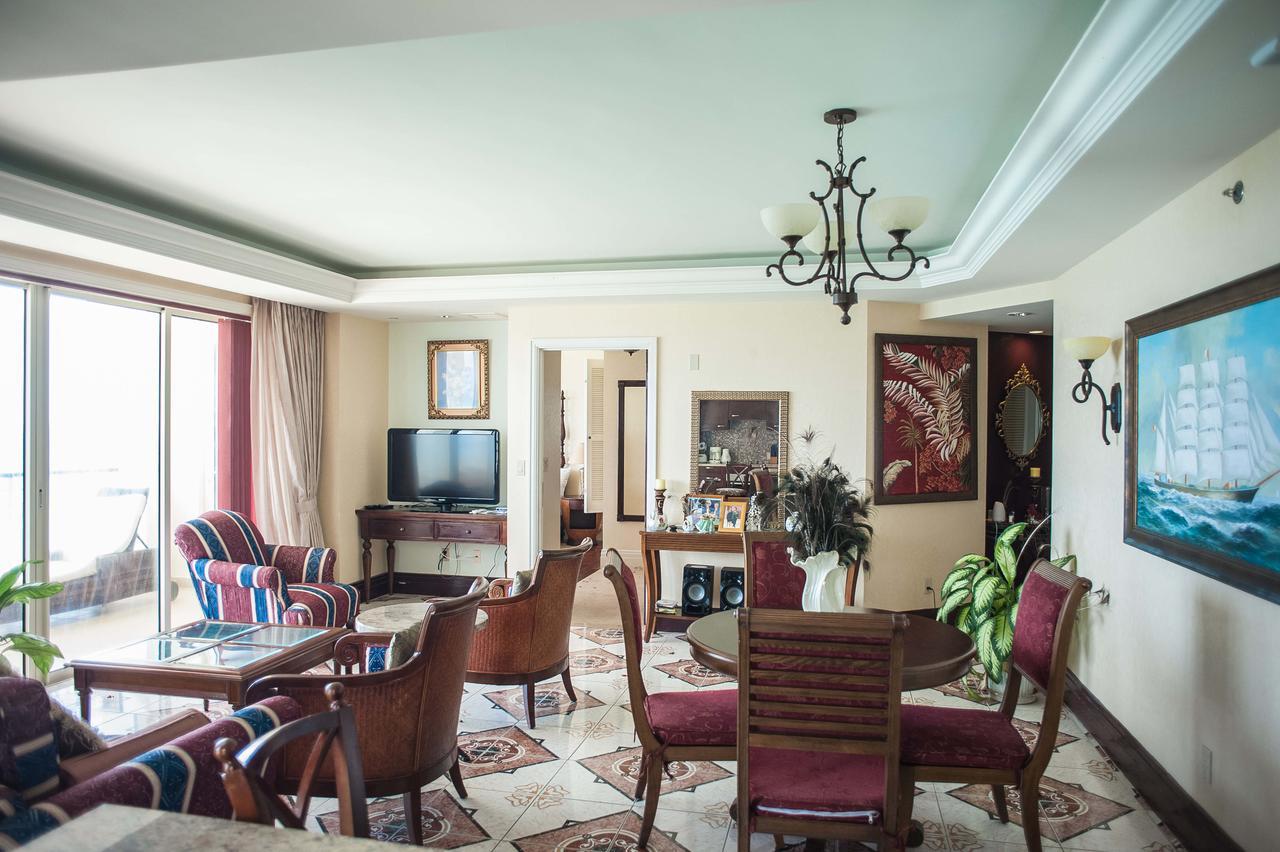 Palmyra Luxury Beach Condos Montego Bay Exterior foto