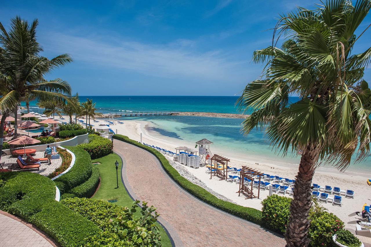 Palmyra Luxury Beach Condos Montego Bay Exterior foto