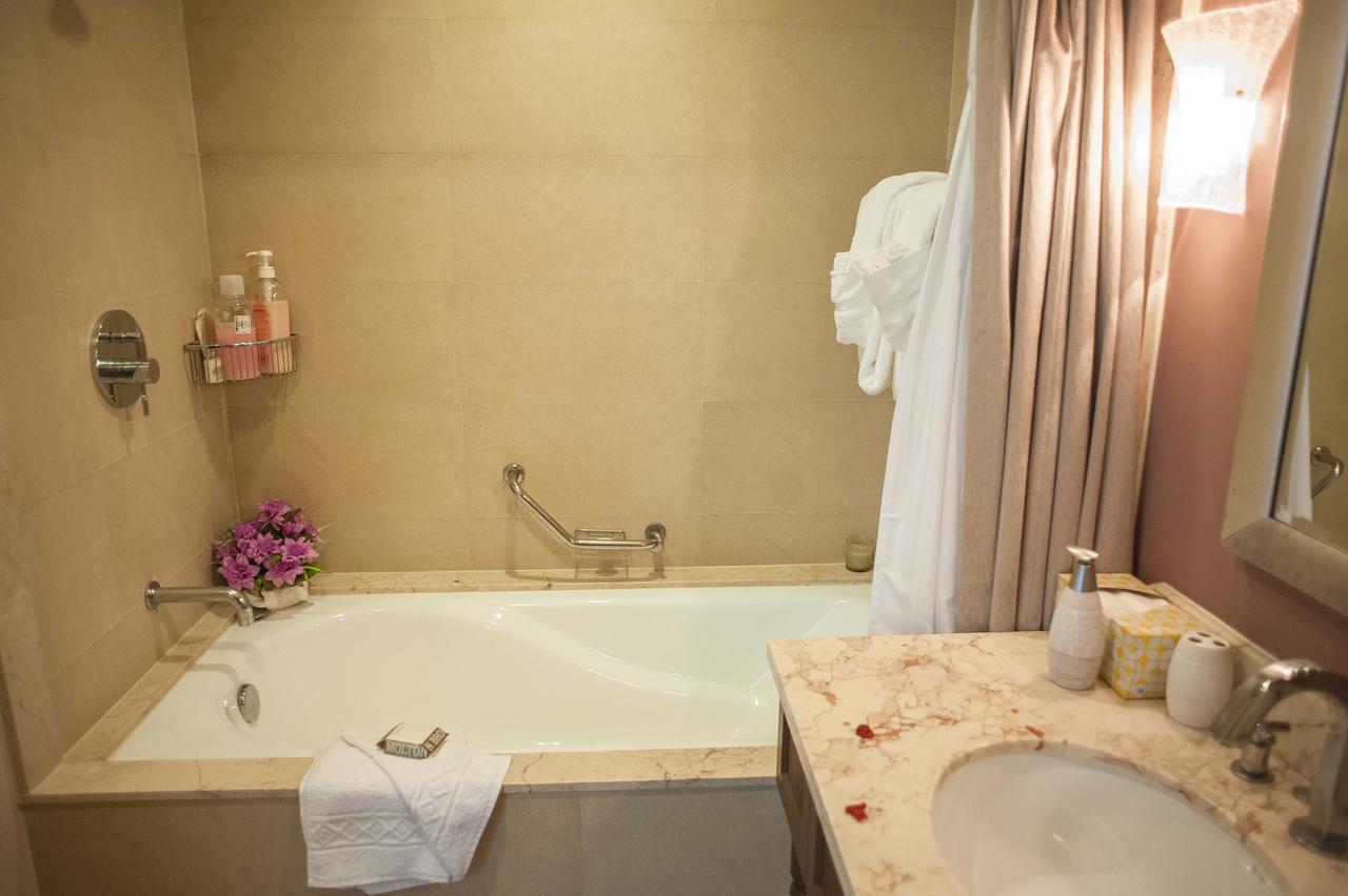 Palmyra Luxury Beach Condos Montego Bay Exterior foto